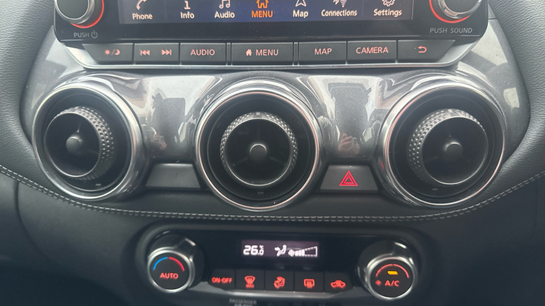 Nissan Juke 1.0 DiG-T N-Connecta 5dr Petrol Hatchback